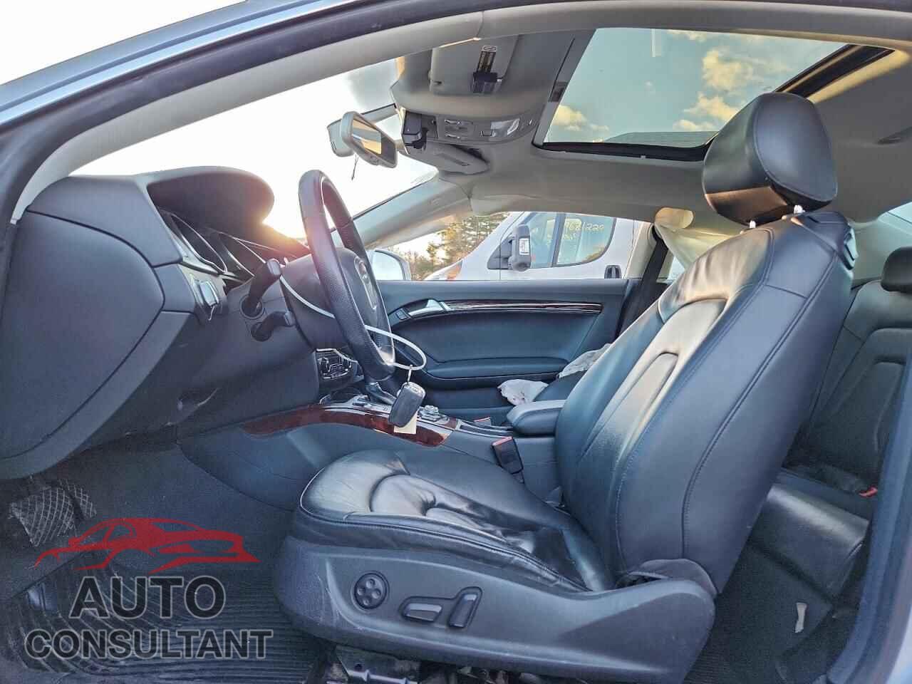 AUDI A5 2012 - WAULFAFR9CA002297