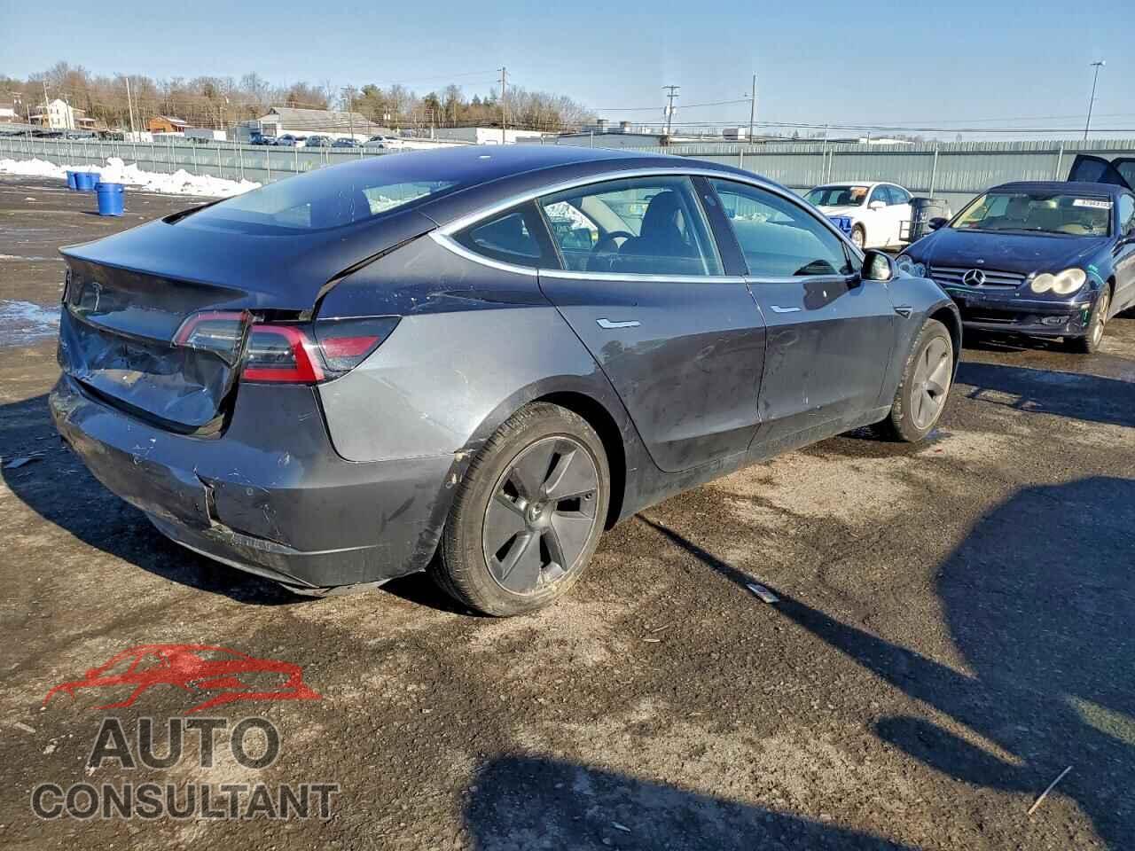 TESLA MODEL 3 2017 - 5YJ3E1EA6HF000099
