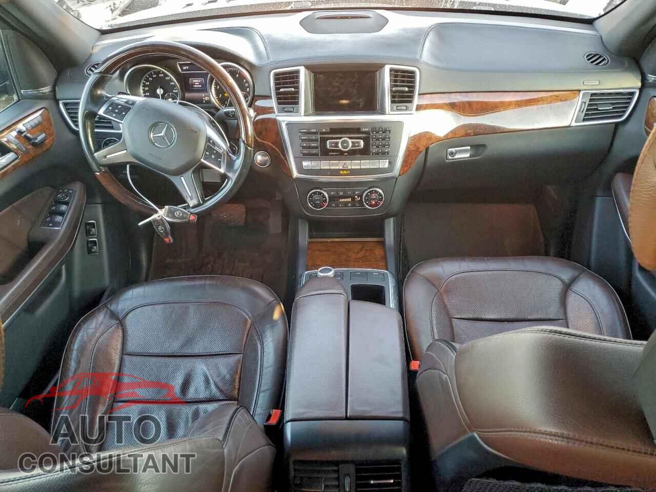 MERCEDES-BENZ GL-CLASS 2014 - 4JGDF7CEXEA351608