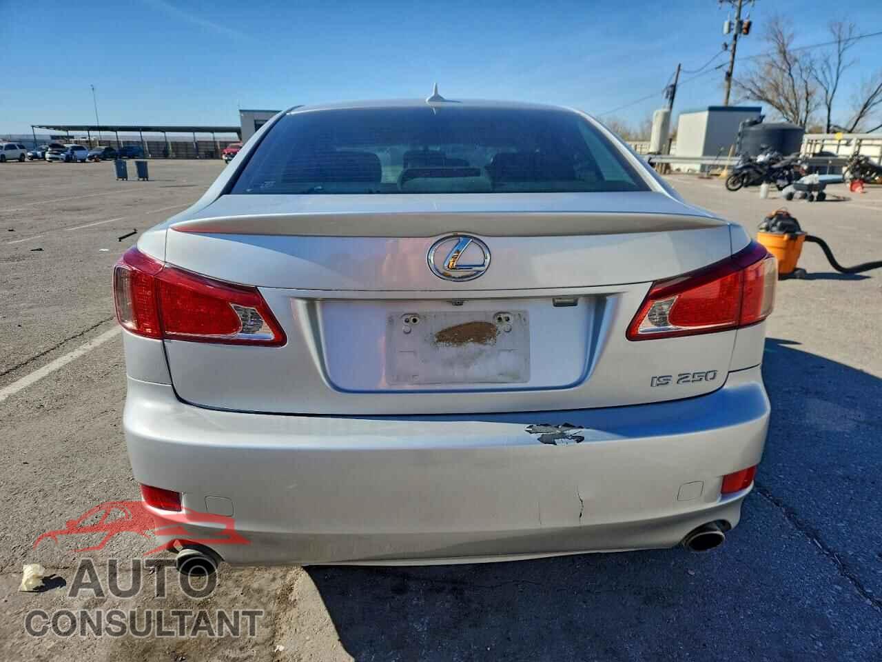 LEXUS IS 2011 - JTHBF5C23B5149525