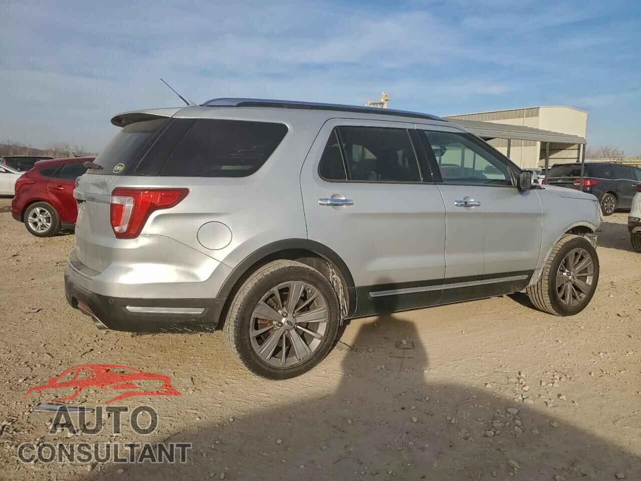 FORD EXPLORER 2018 - 1FM5K7F86JGB13669