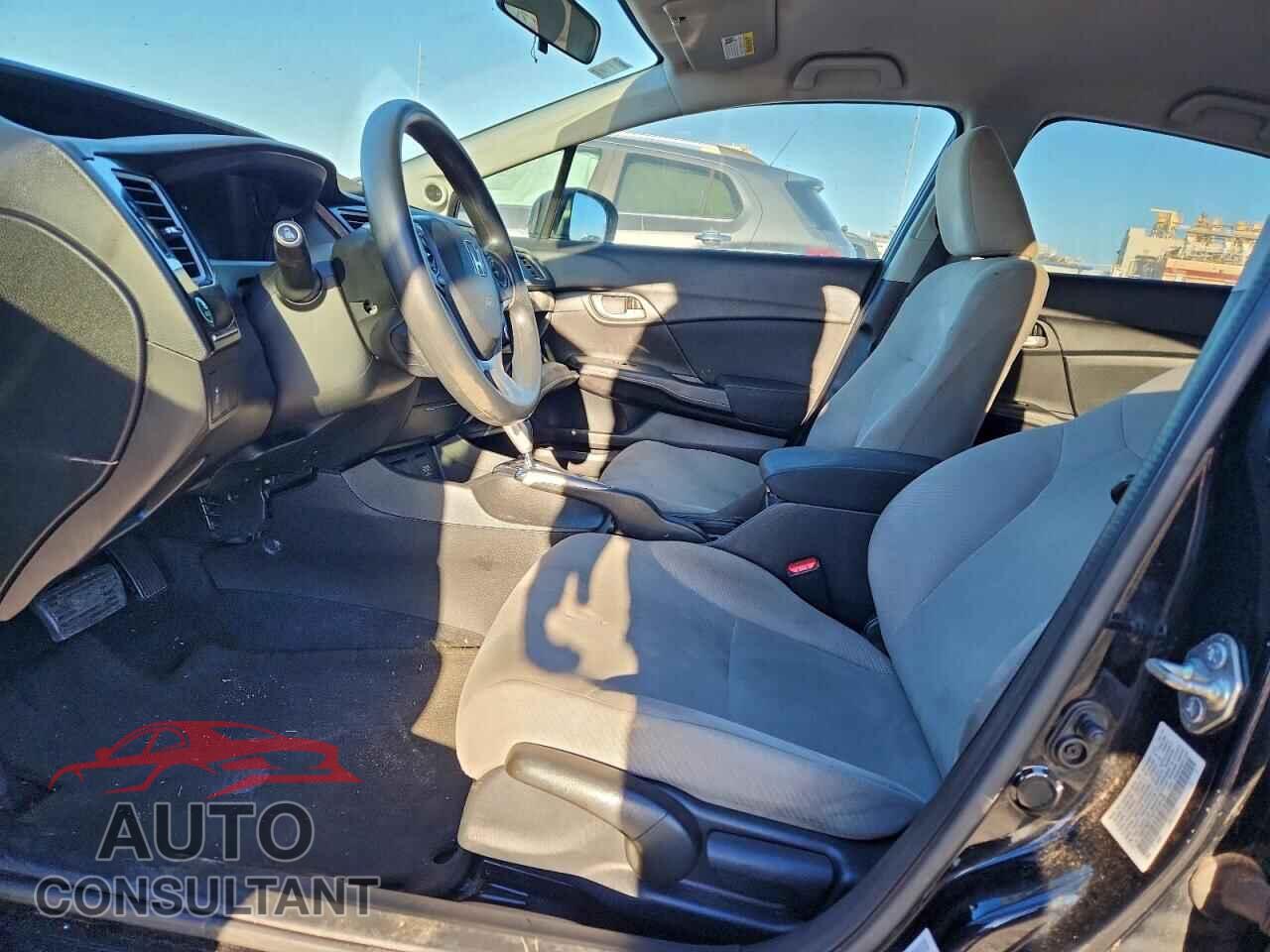 HONDA CIVIC 2015 - 19XFB2F7XFE028120