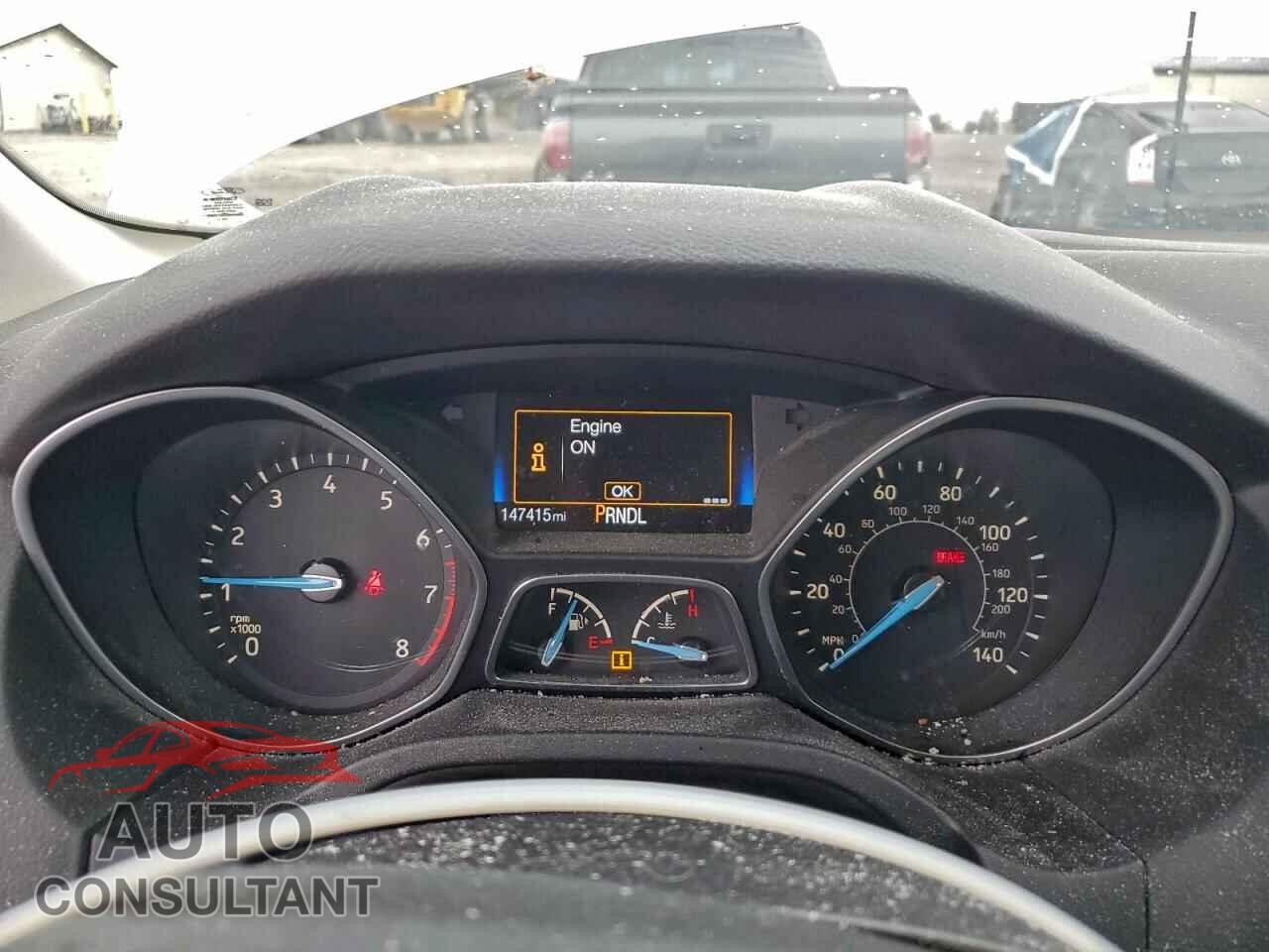 FORD FOCUS 2015 - 1FADP3K23FL223501