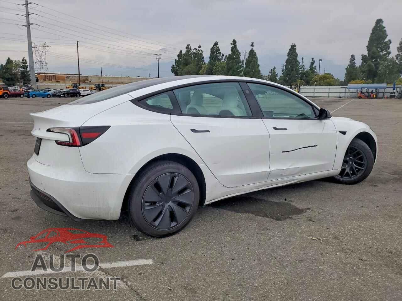 TESLA MODEL 3 2025 - 5YJ3E1EA7SF080293