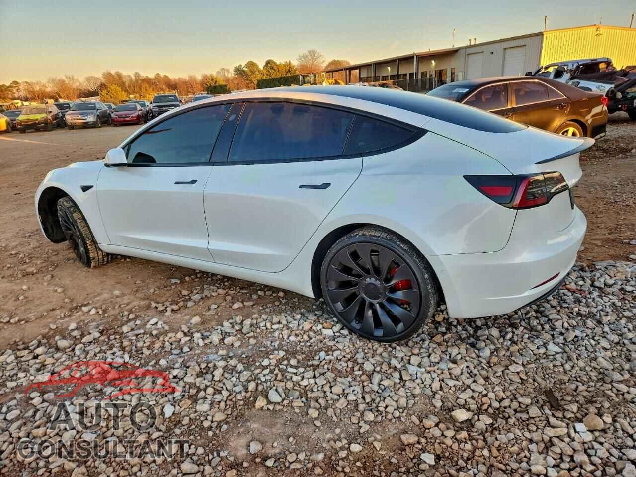 TESLA MODEL 3 2022 - 5YJ3E1EC6NF348529