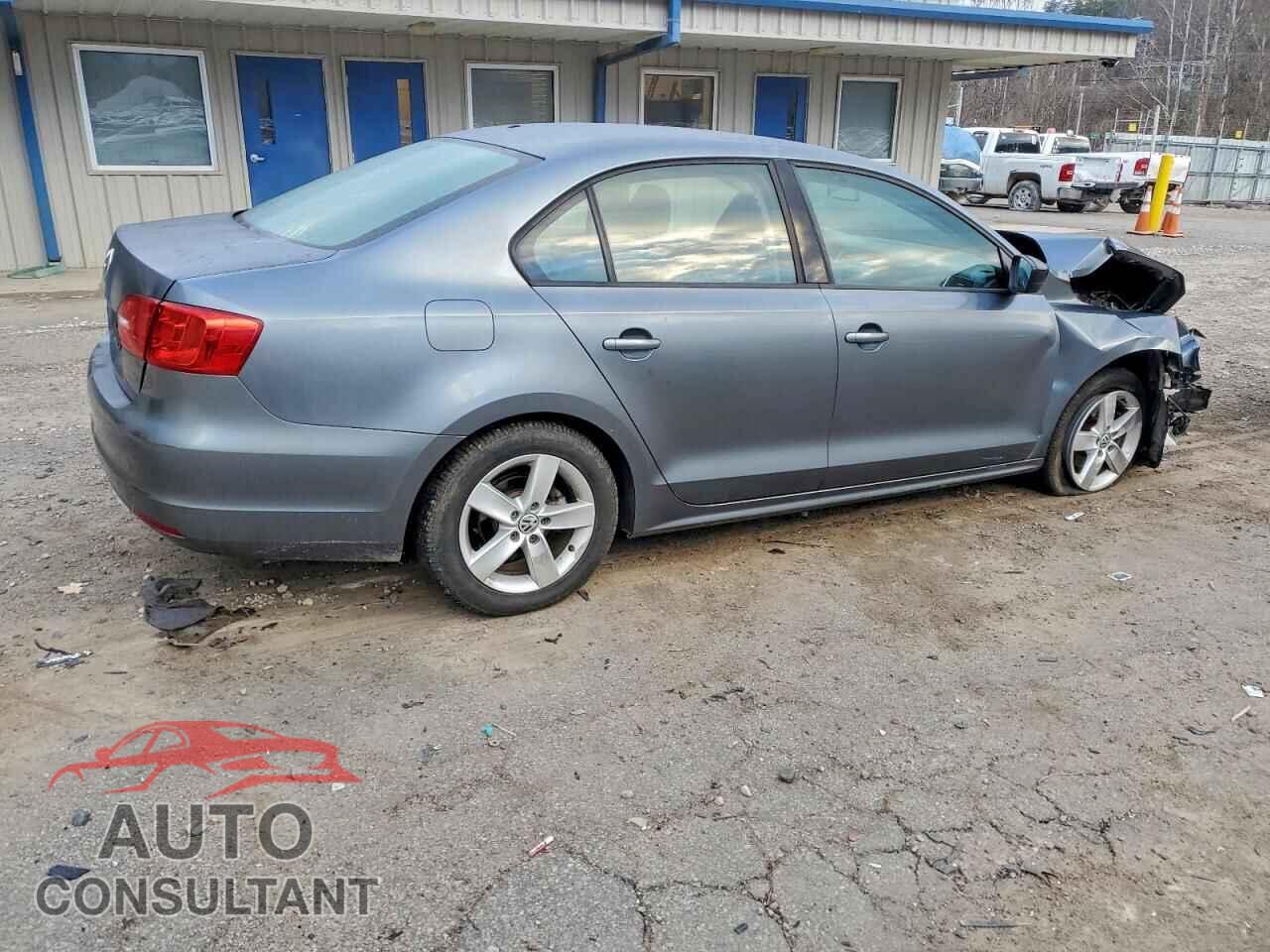 VOLKSWAGEN JETTA 2013 - 3VW1K7AJ5DM211791