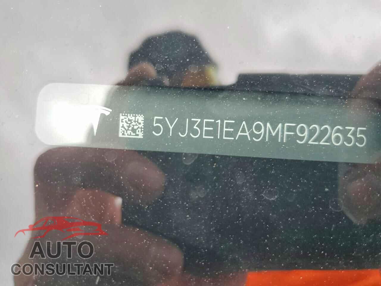 TESLA MODEL 3 2021 - 5YJ3E1EA9MF922635