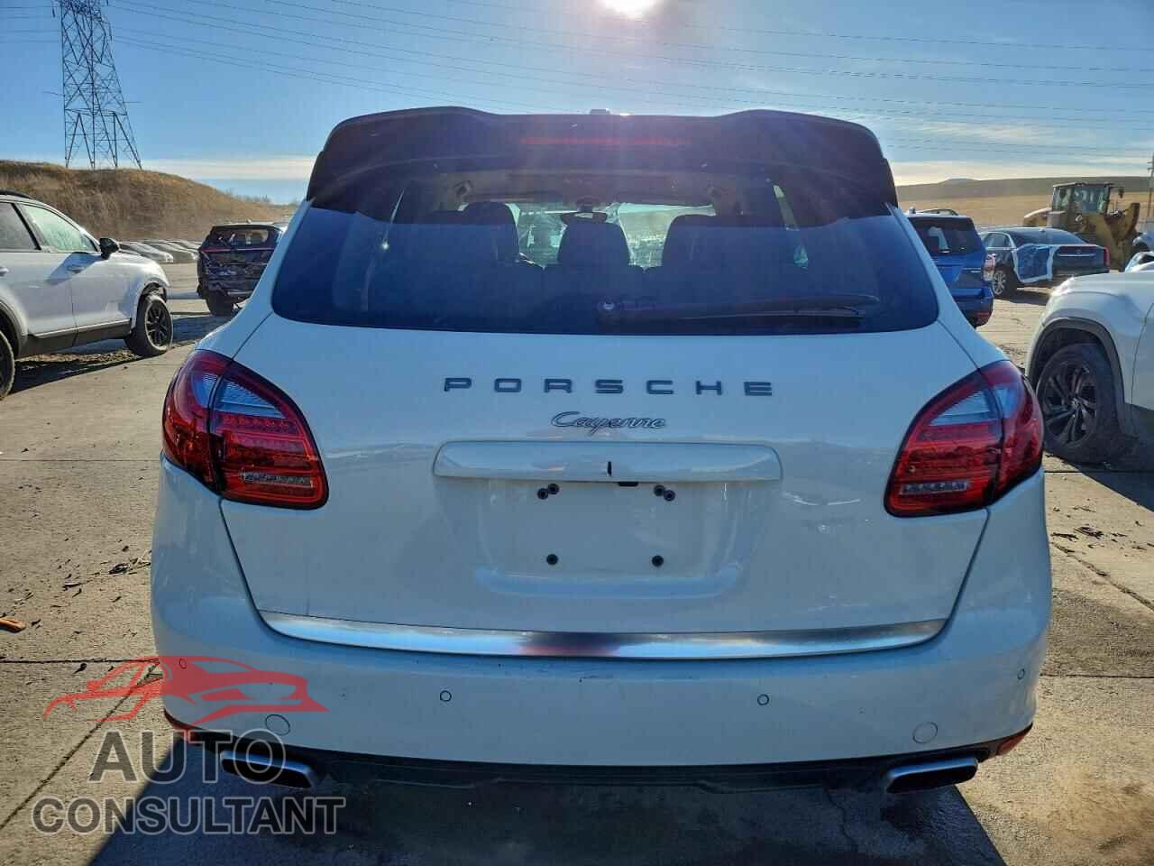 PORSCHE CAYENNE 2012 - WP1AA2A20CLA04919