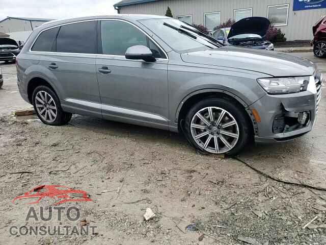 AUDI Q7 2018 - WA1VAAF76JD018522