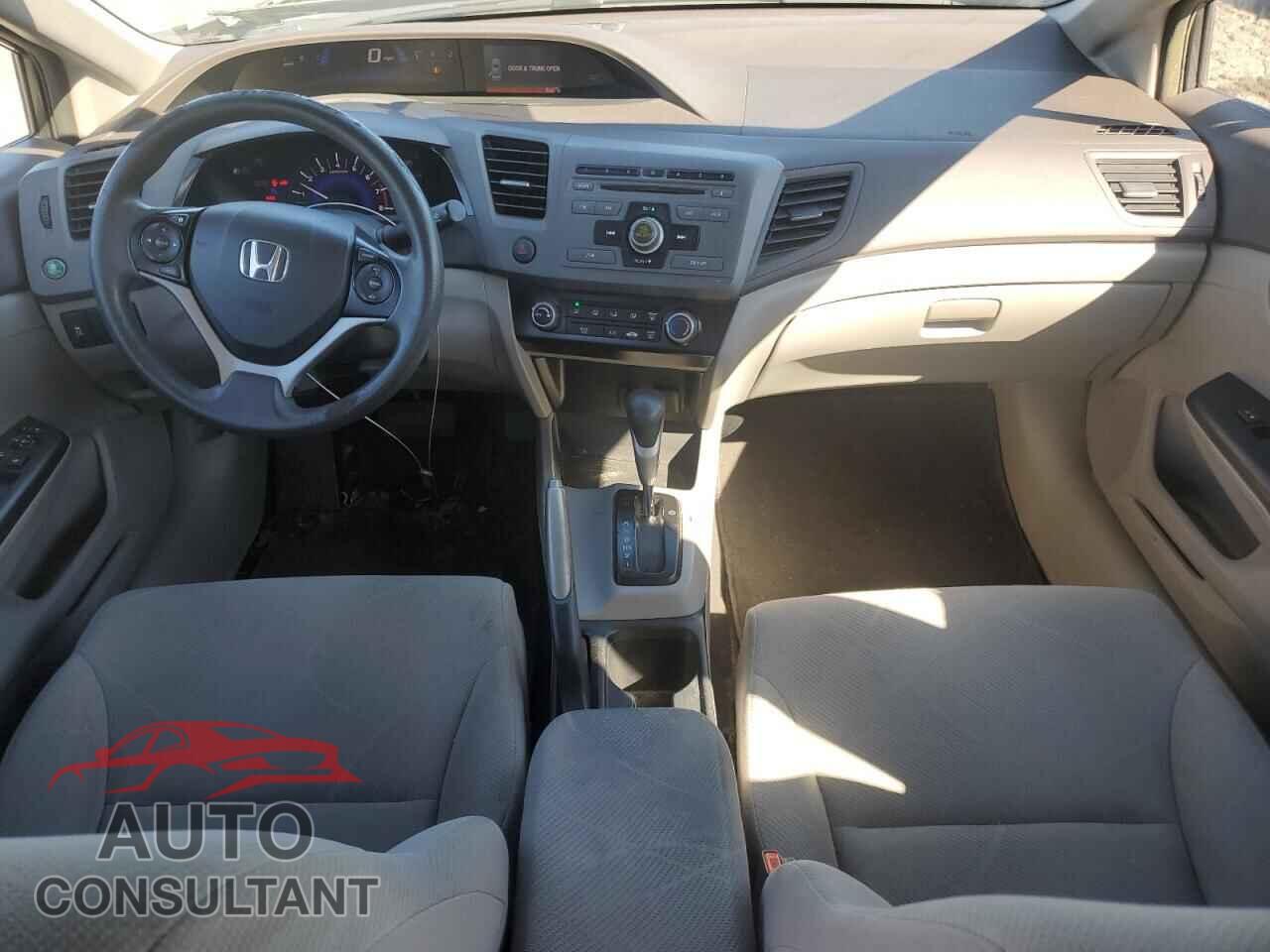 HONDA CIVIC 2012 - 2HGFB2F51CH324739