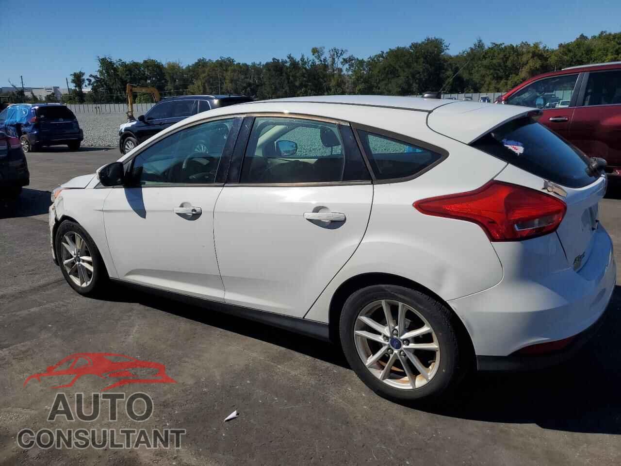 FORD FOCUS 2016 - 1FADP3K28GL356465
