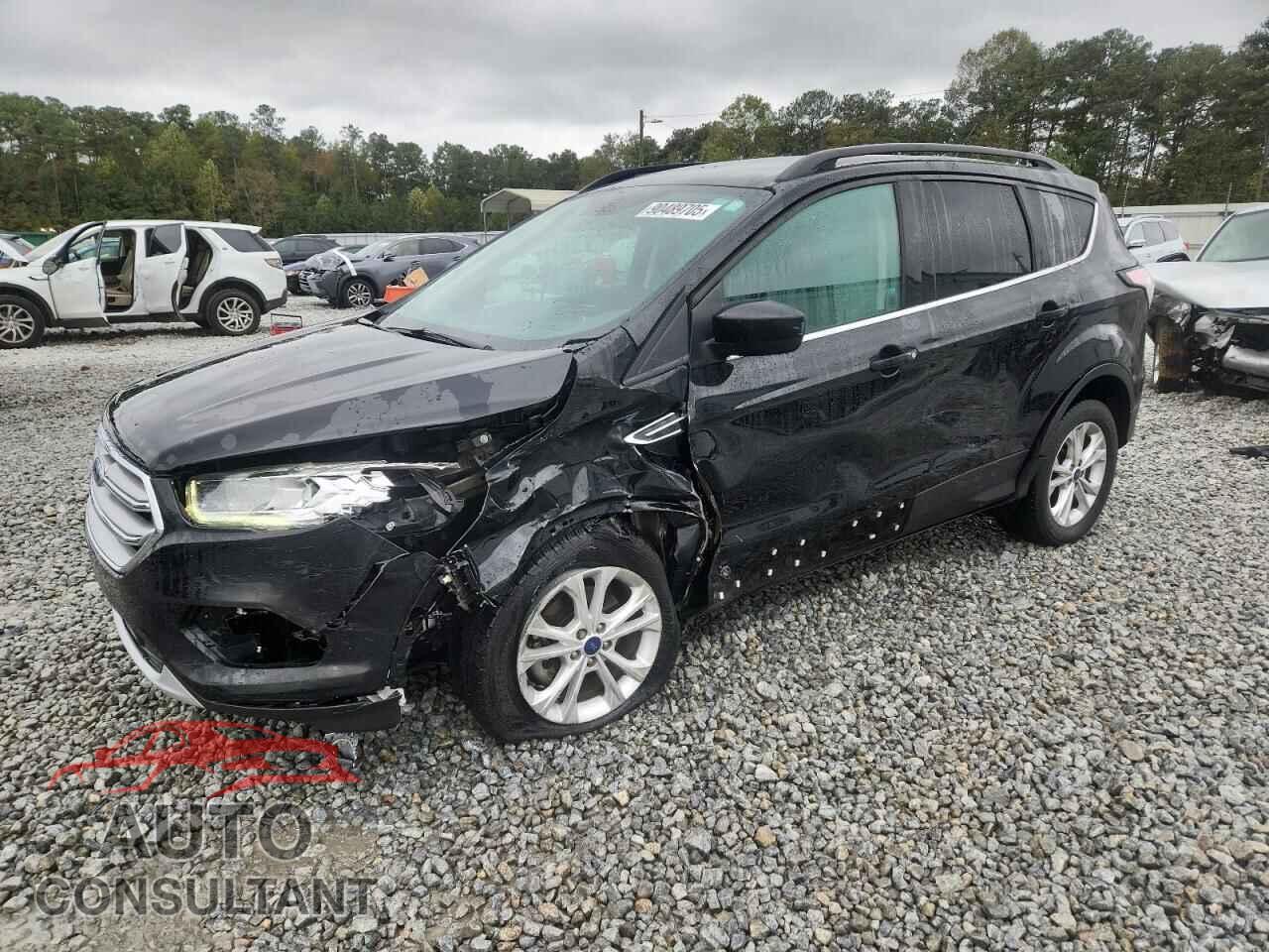 FORD ESCAPE 2017 - 1FMCU0GD5HUC42406