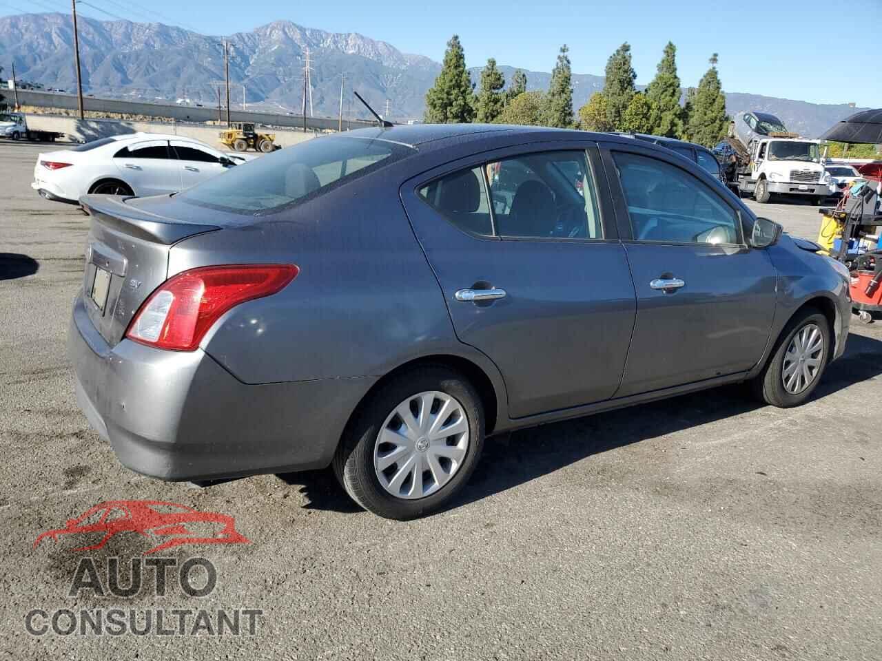 NISSAN VERSA 2017 - 3N1CN7AP1HL842625