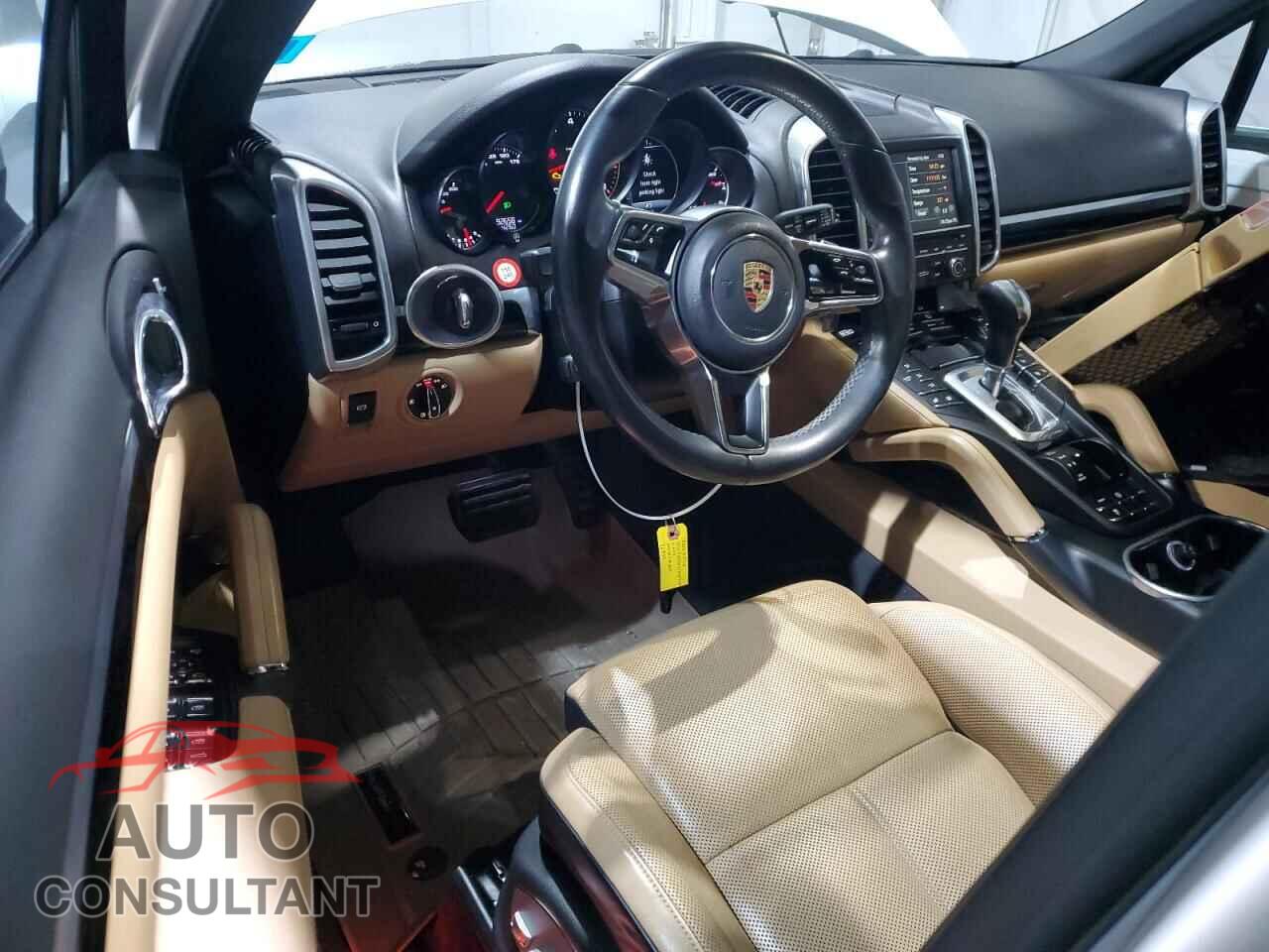 PORSCHE CAYENNE 2016 - WP1AA2A2XGKA08052