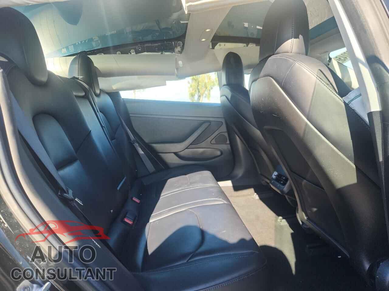 TESLA MODEL 3 2018 - 5YJ3E1EA3JF010692