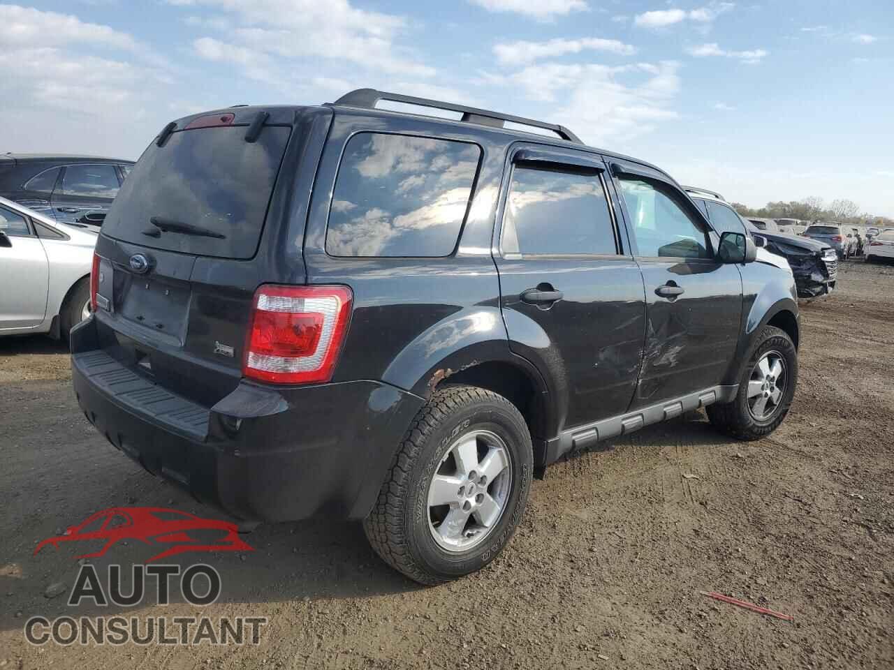 FORD ESCAPE 2011 - 1FMCU9DG3BKC23875