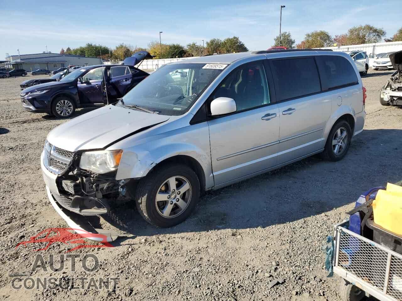 DODGE CARAVAN 2011 - 2D4RN3DG5BR756159