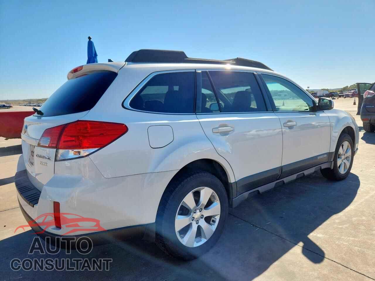 SUBARU OUTBACK 2011 - 4S4BRBLC6B3385402