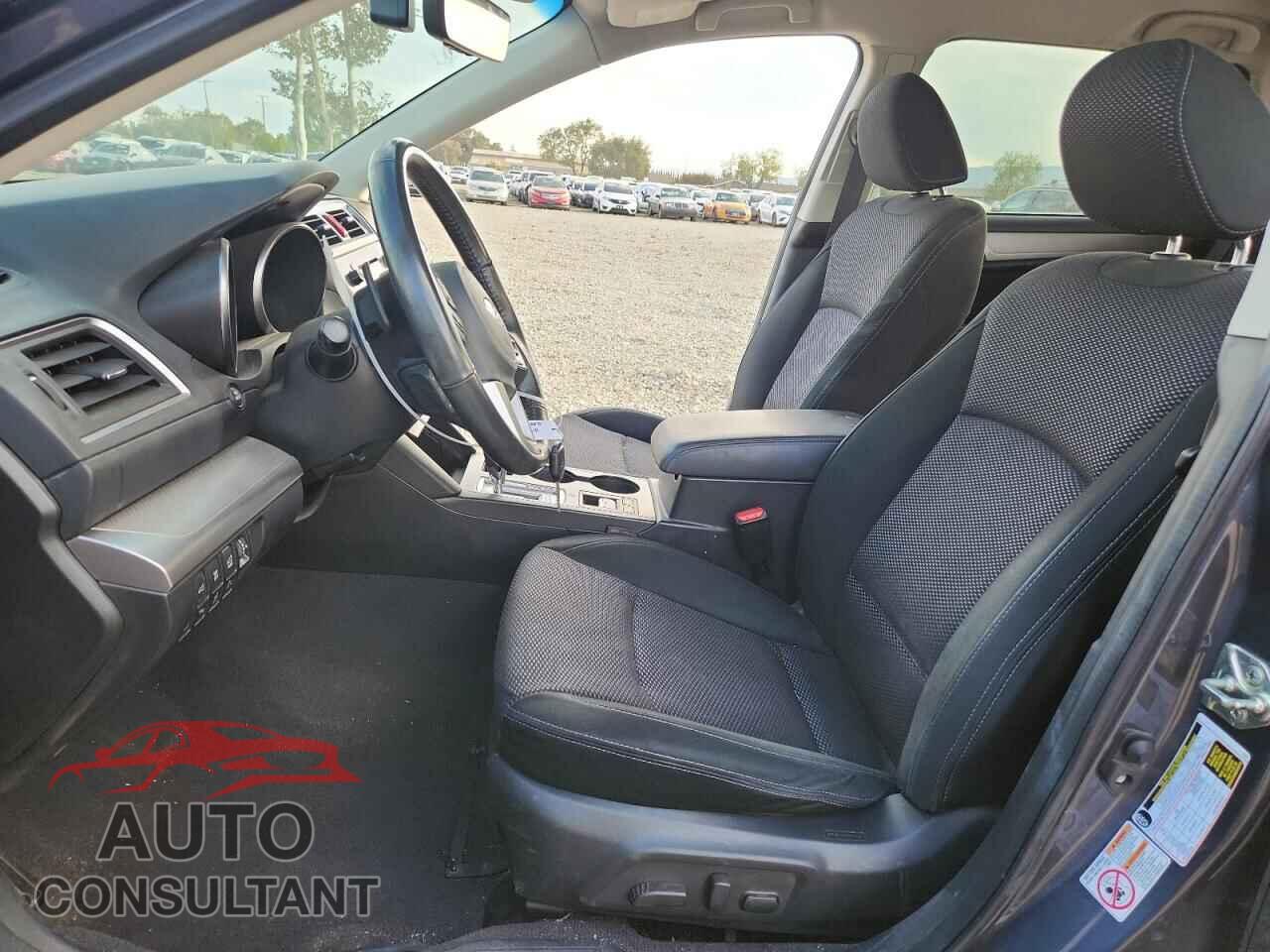 SUBARU OUTBACK 2017 - 4S4BSAFC8H3320618