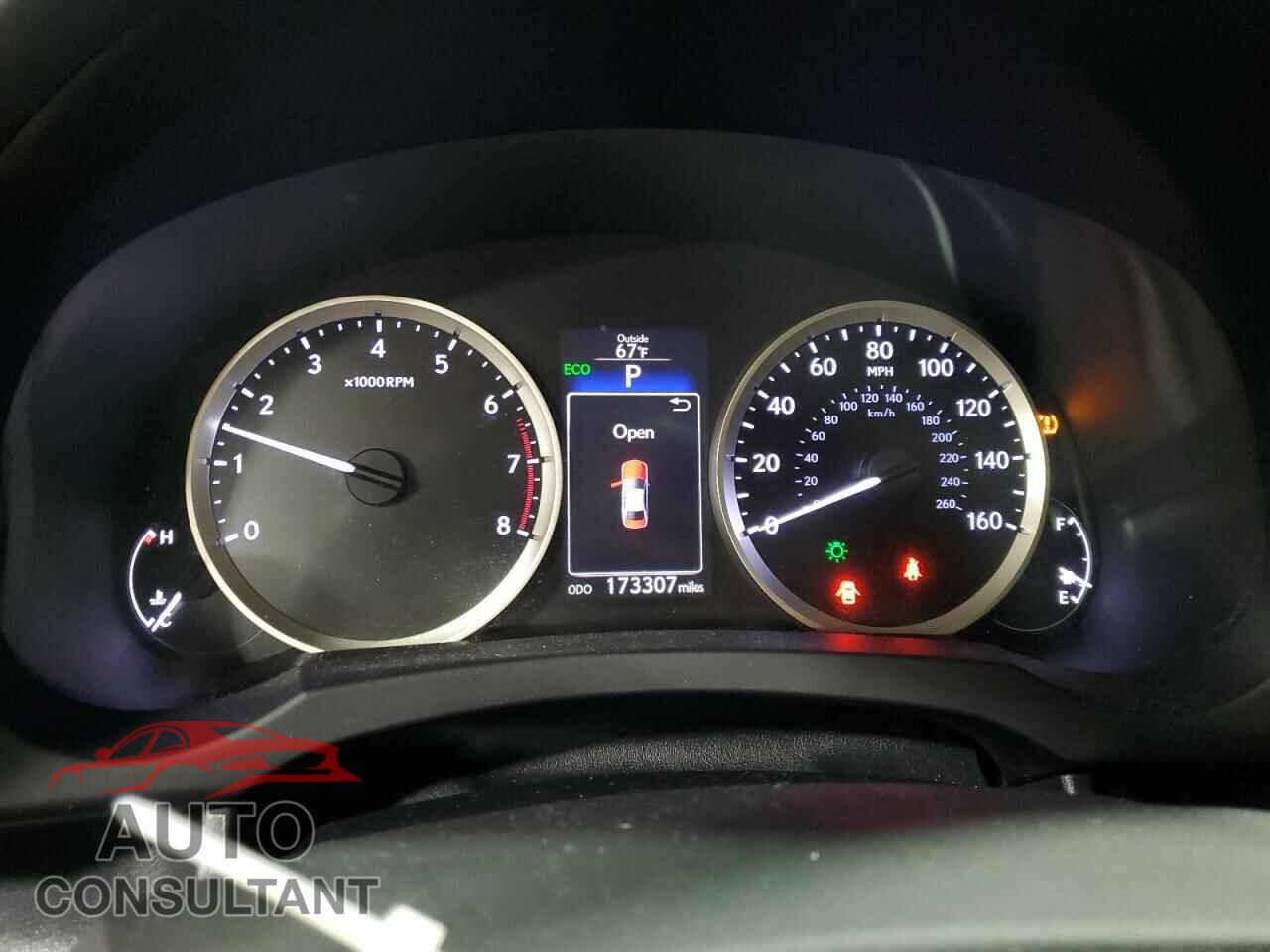 LEXUS IS 2014 - JTHCF1D22E5005108