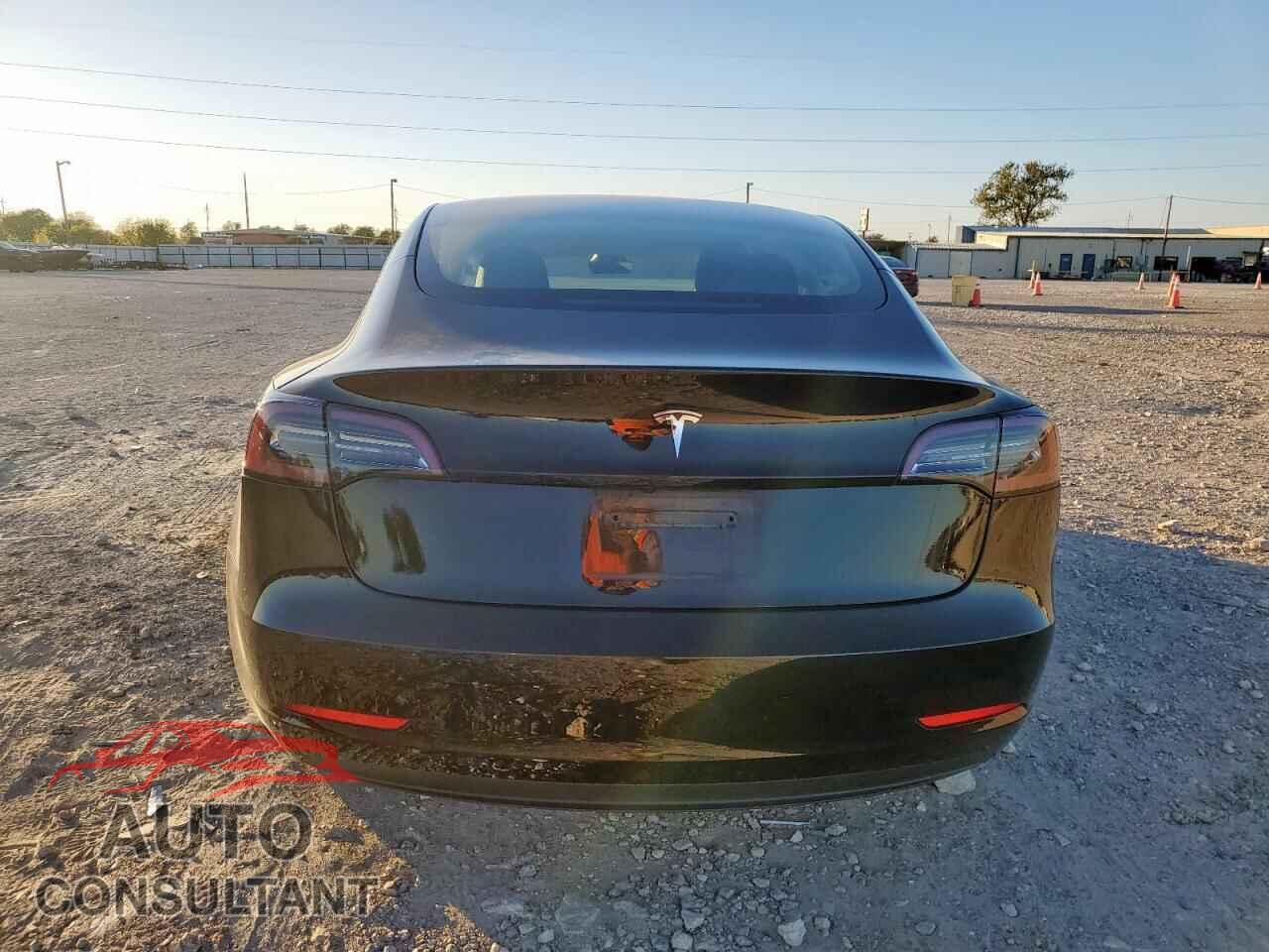 TESLA MODEL 3 2023 - 5YJ3E1EA2PF426404