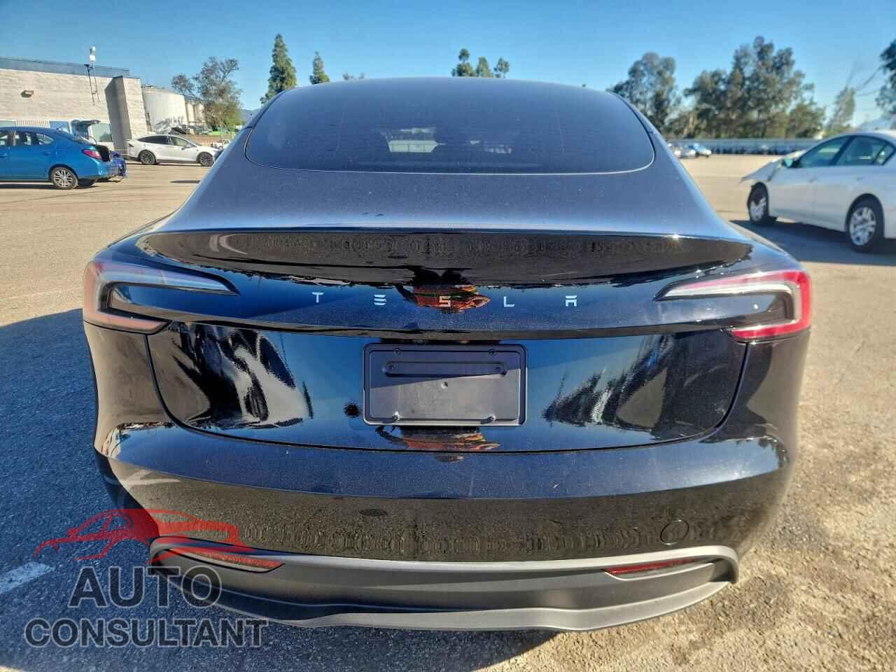 TESLA MODEL 3 2024 - 5YJ3E1EAXRF722144