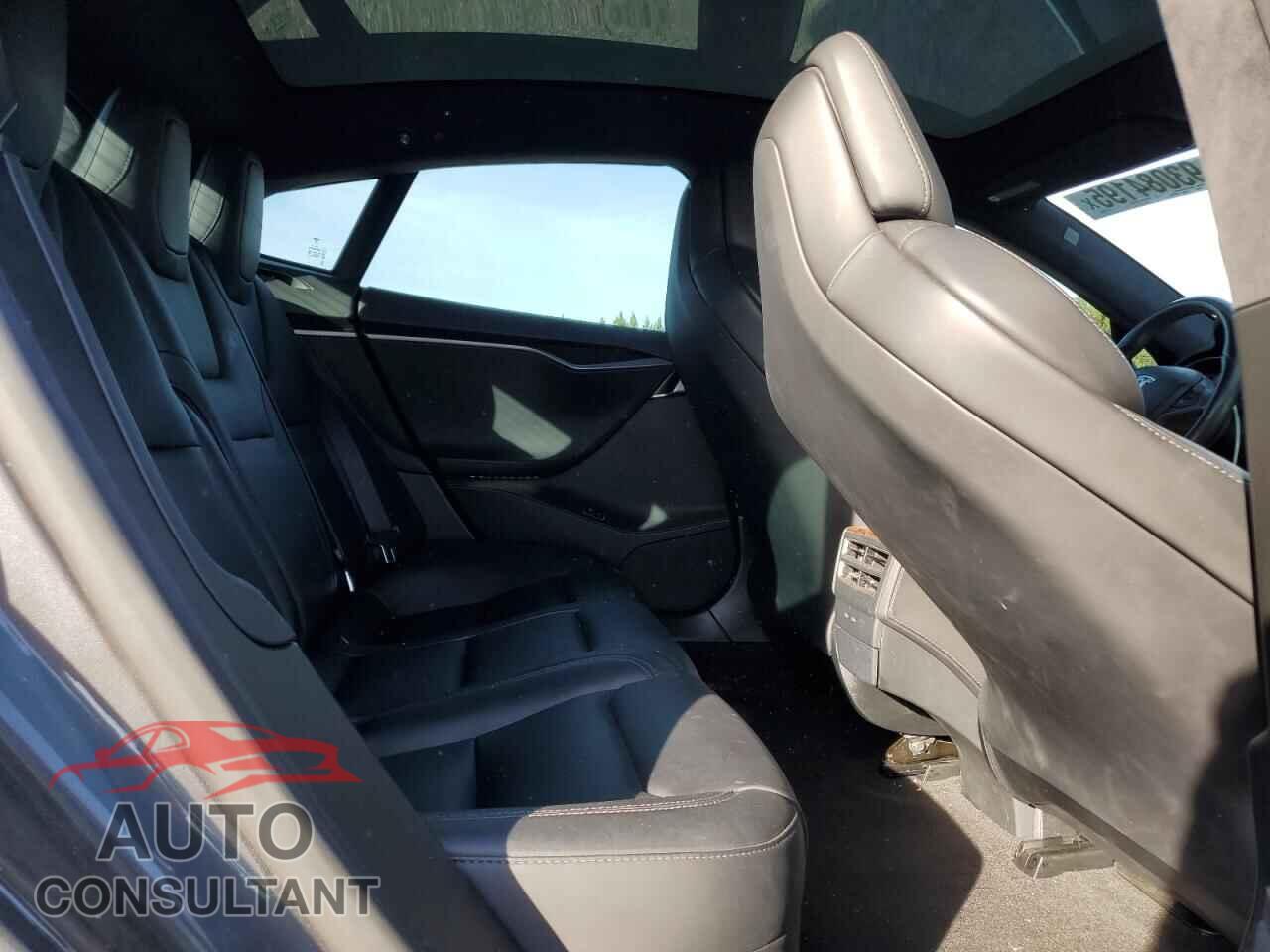 TESLA MODEL S 2019 - 5YJSA1E24KF337748