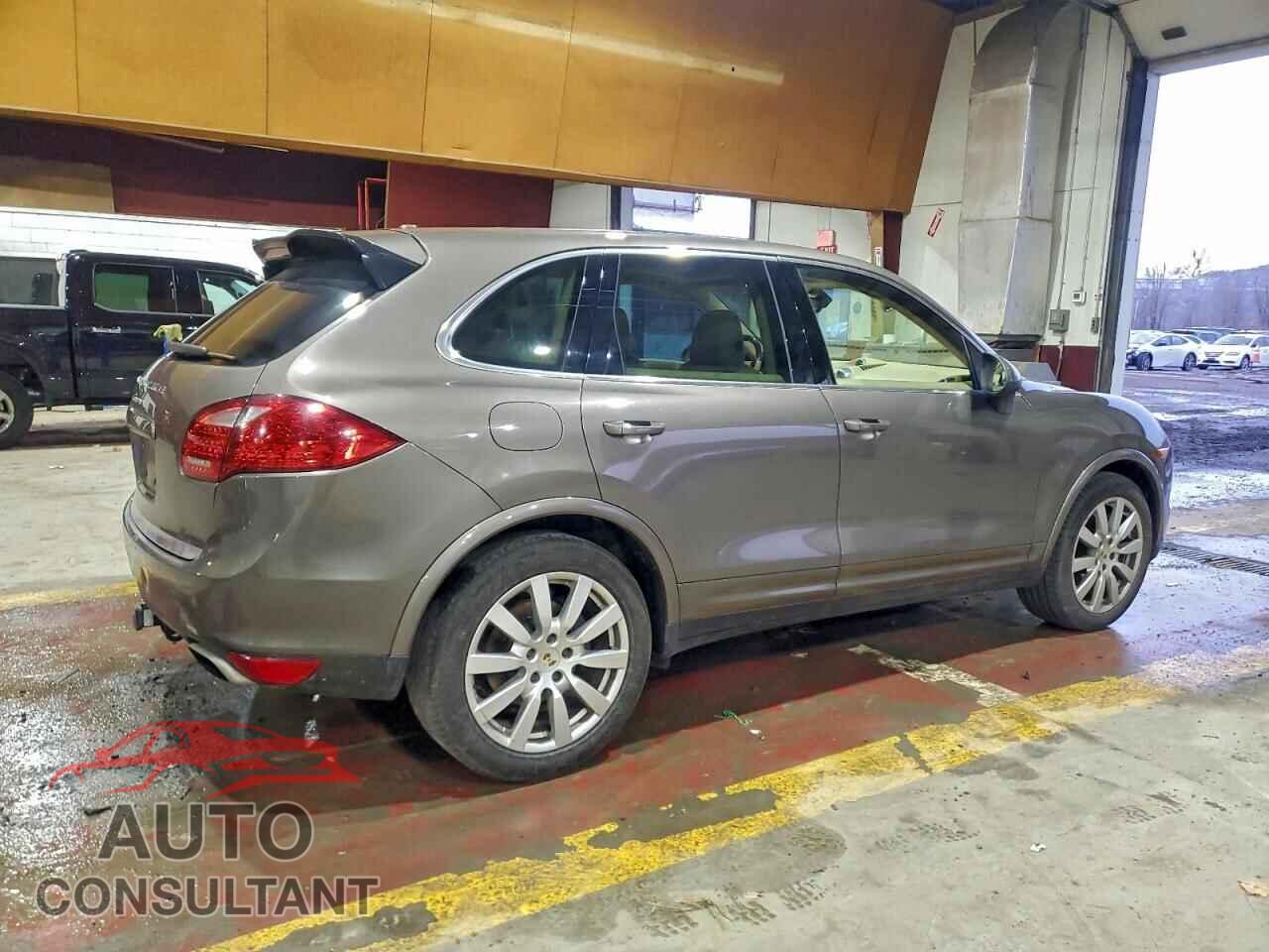PORSCHE CAYENNE 2013 - WP1AA2A28DLA04104