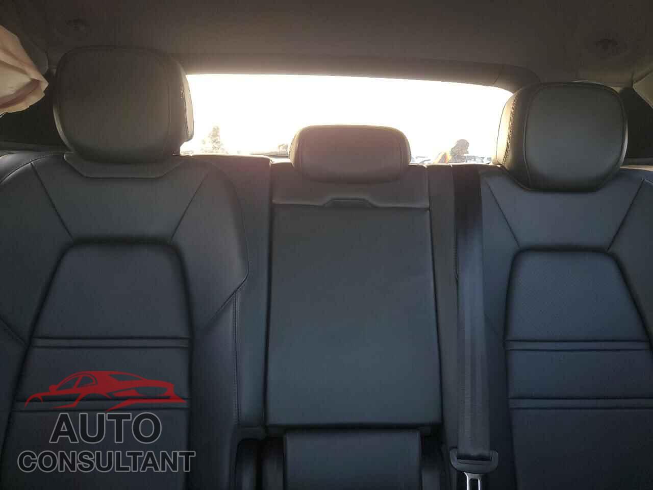 PORSCHE CAYENNE 2020 - WP1AA2AY3LDA04458