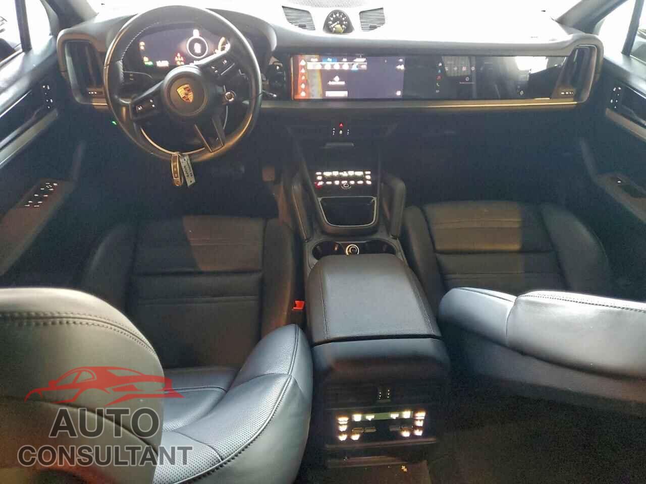 PORSCHE CAYENNE 2024 - WP1BA2AY7RDA50226