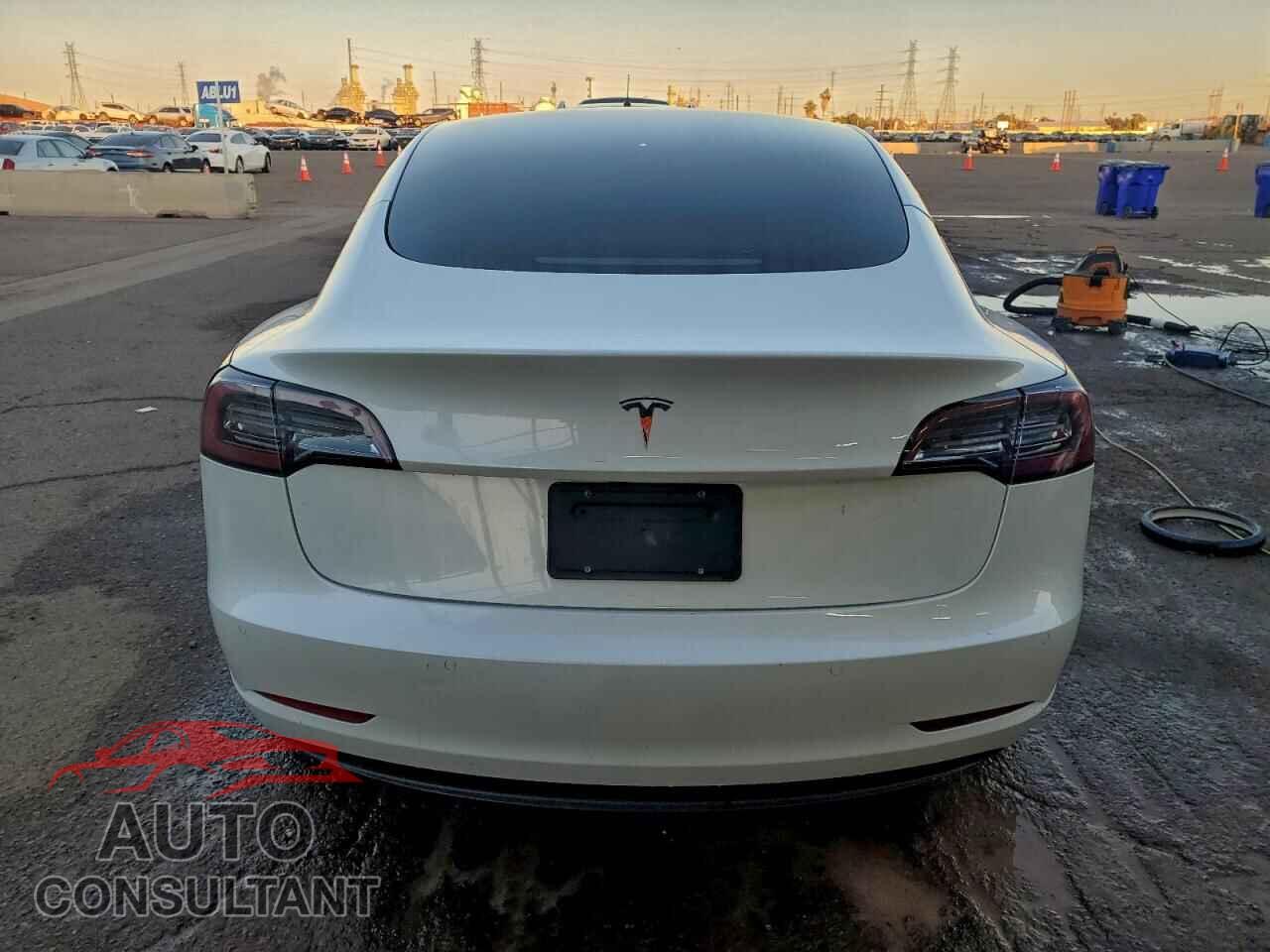 TESLA MODEL 3 2021 - 5YJ3E1EA8MF920956