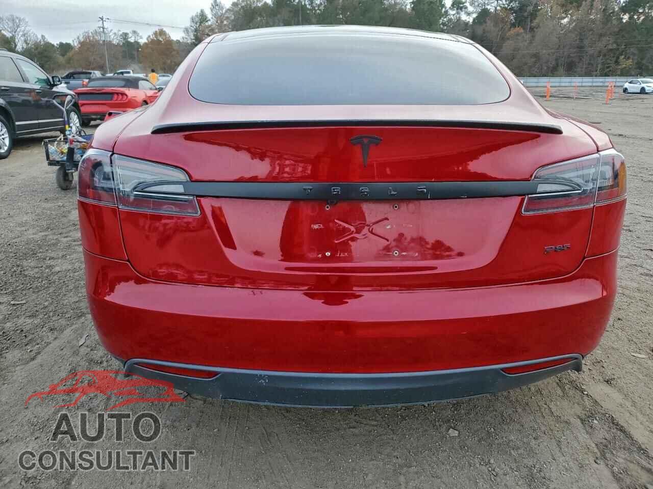 TESLA MODEL S 2013 - 5YJSA1CP6DFP18311