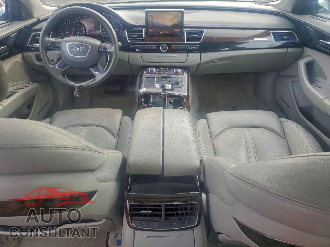 AUDI A8 2011 - WAURVAFDXBN028058