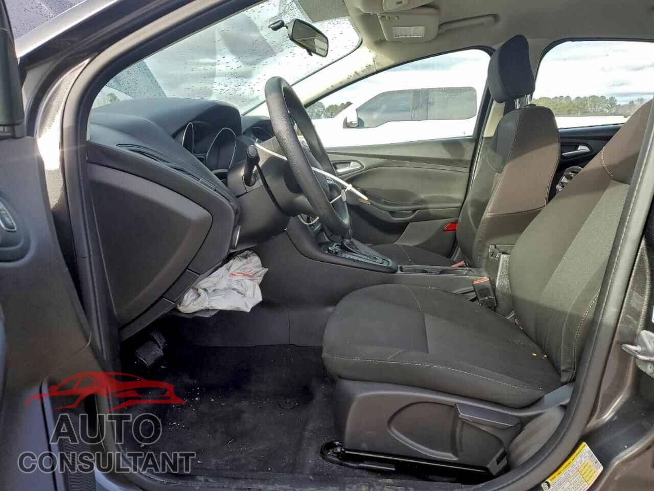 FORD FOCUS 2017 - 1FADP3FE1HL293862