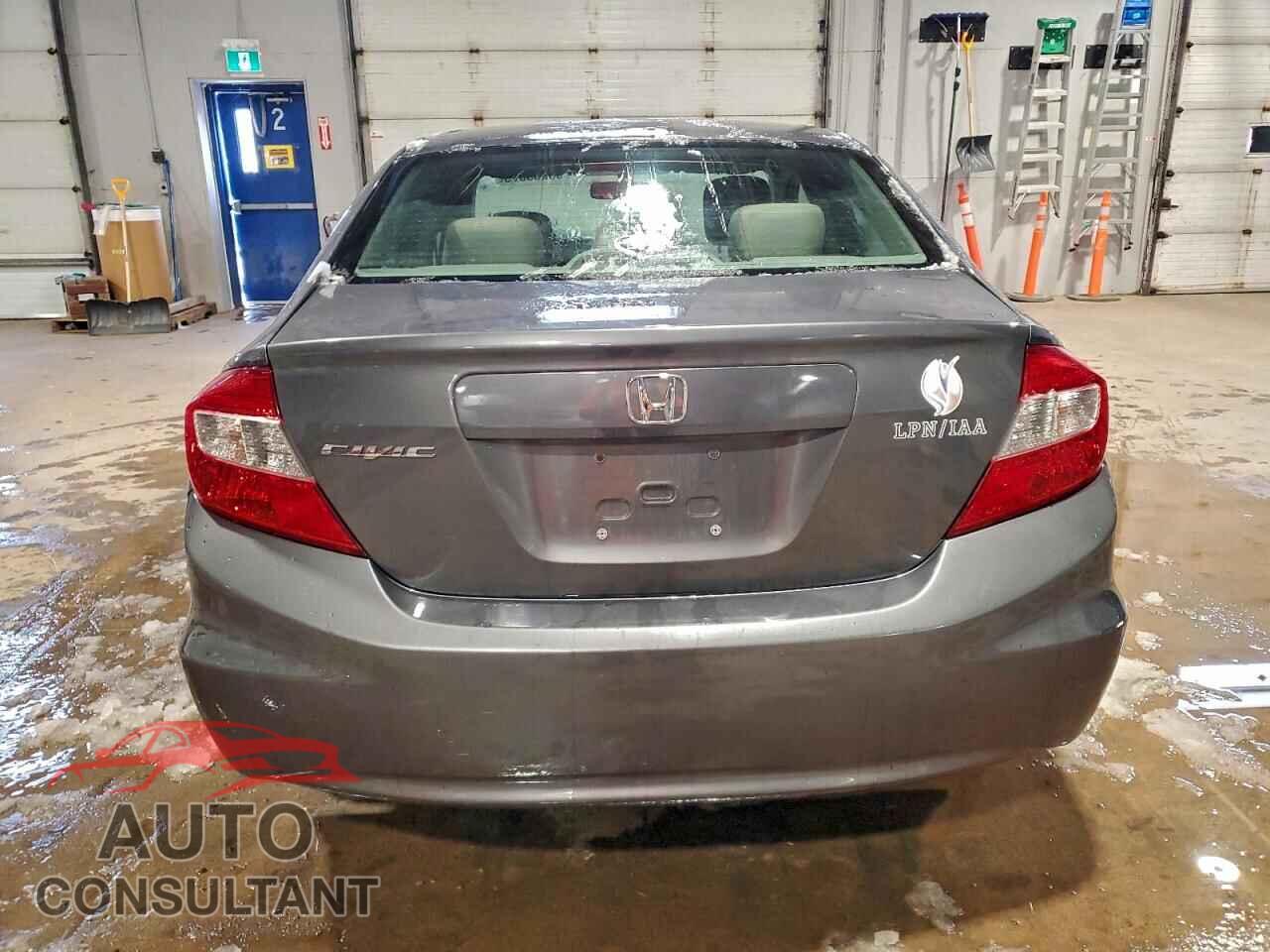 HONDA CIVIC 2012 - 2HGFB2F43CH040164