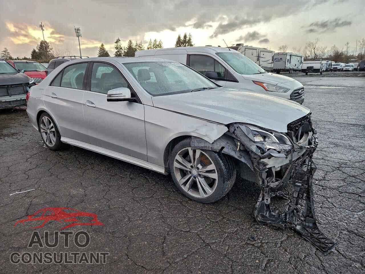 MERCEDES-BENZ E-CLASS 2015 - WDDHF5KBXFB102017