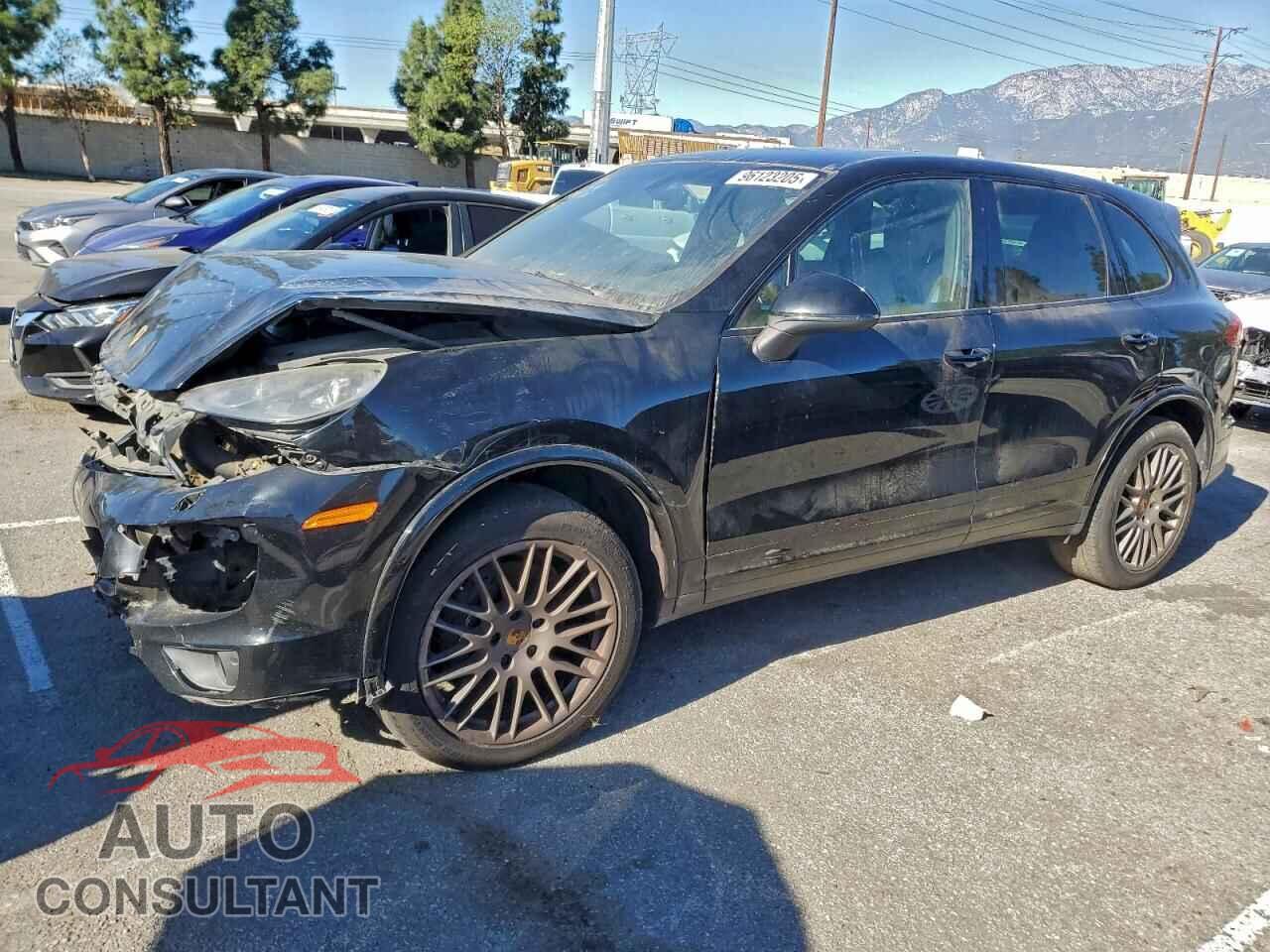 PORSCHE CAYENNE 2017 - WP1AA2A24HKA85534