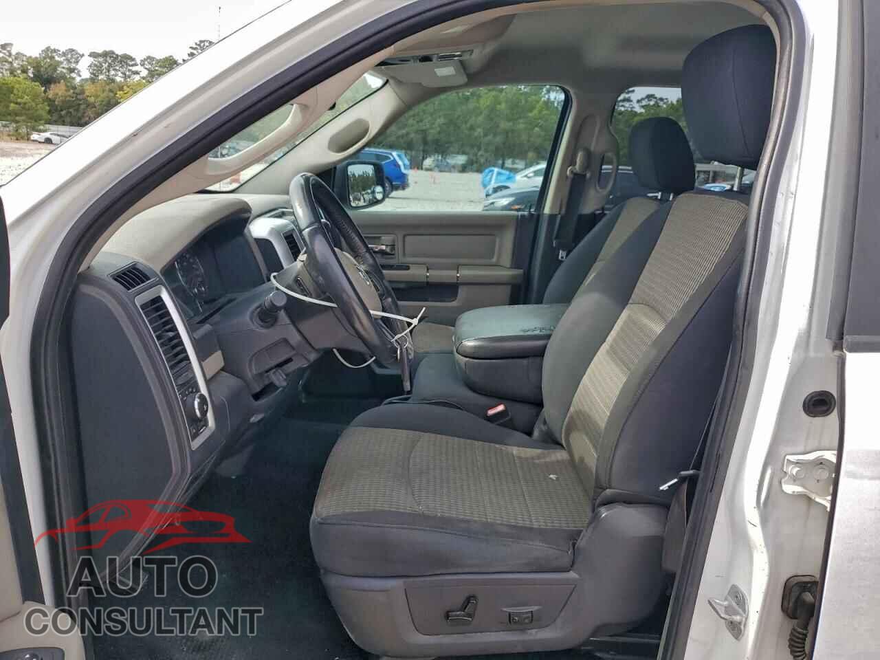 DODGE RAM 1500 2012 - 1C6RD6LT2CS153645