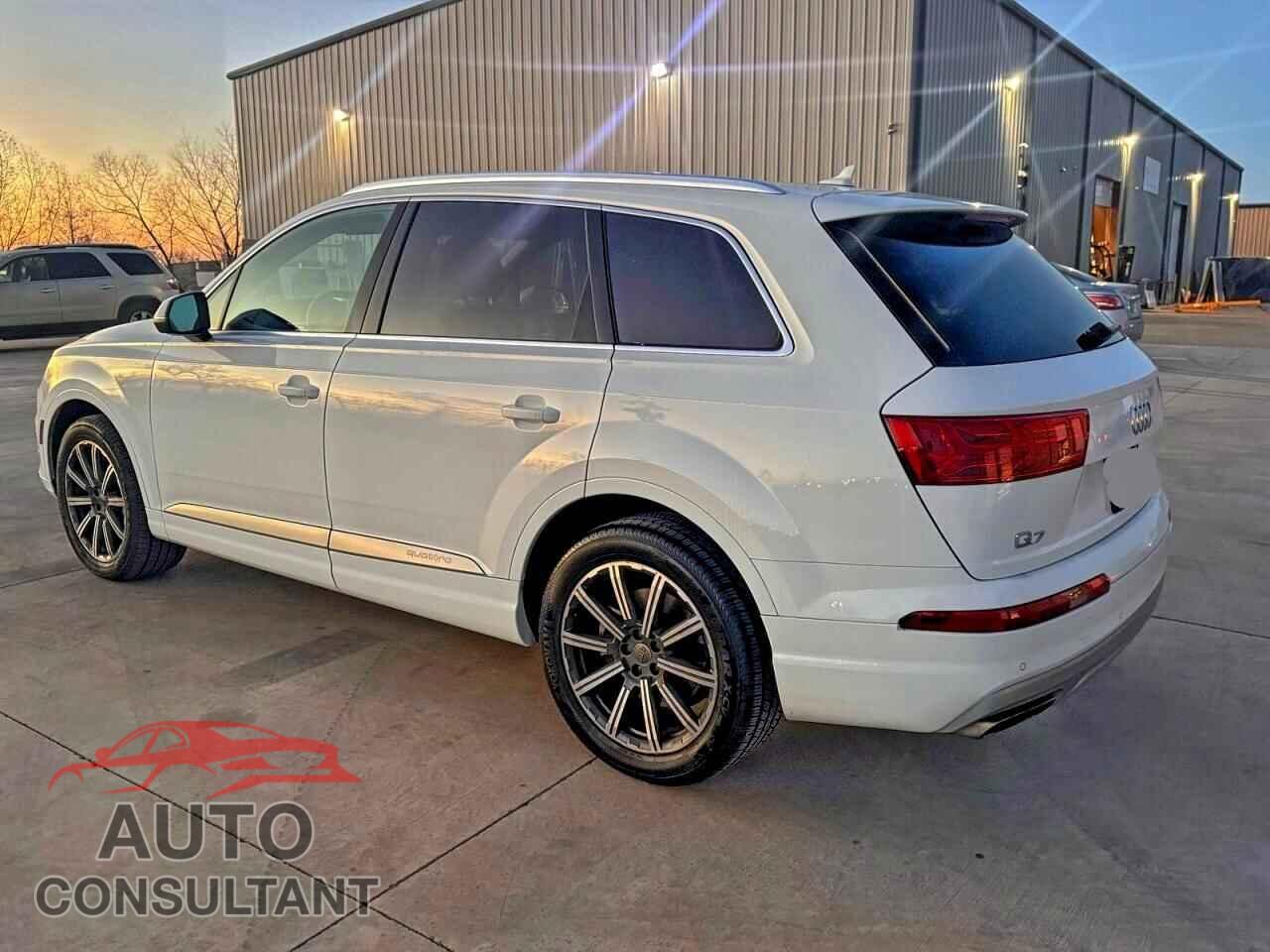 AUDI Q7 2017 - WA1AAAF75HD030606