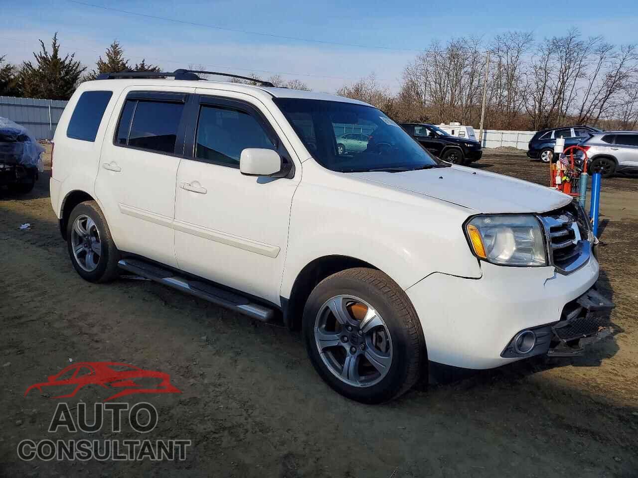 HONDA PILOT 2015 - 5FNYF4H38FB048587