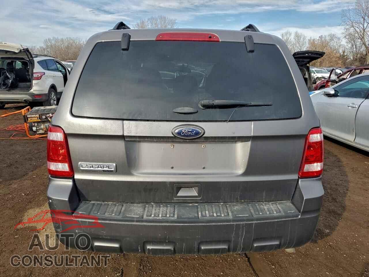 FORD ESCAPE 2011 - 1FMCU0D76BKB03127