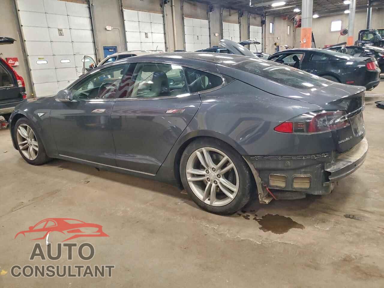 TESLA MODEL S 2016 - 5YJSA1E27GF124753