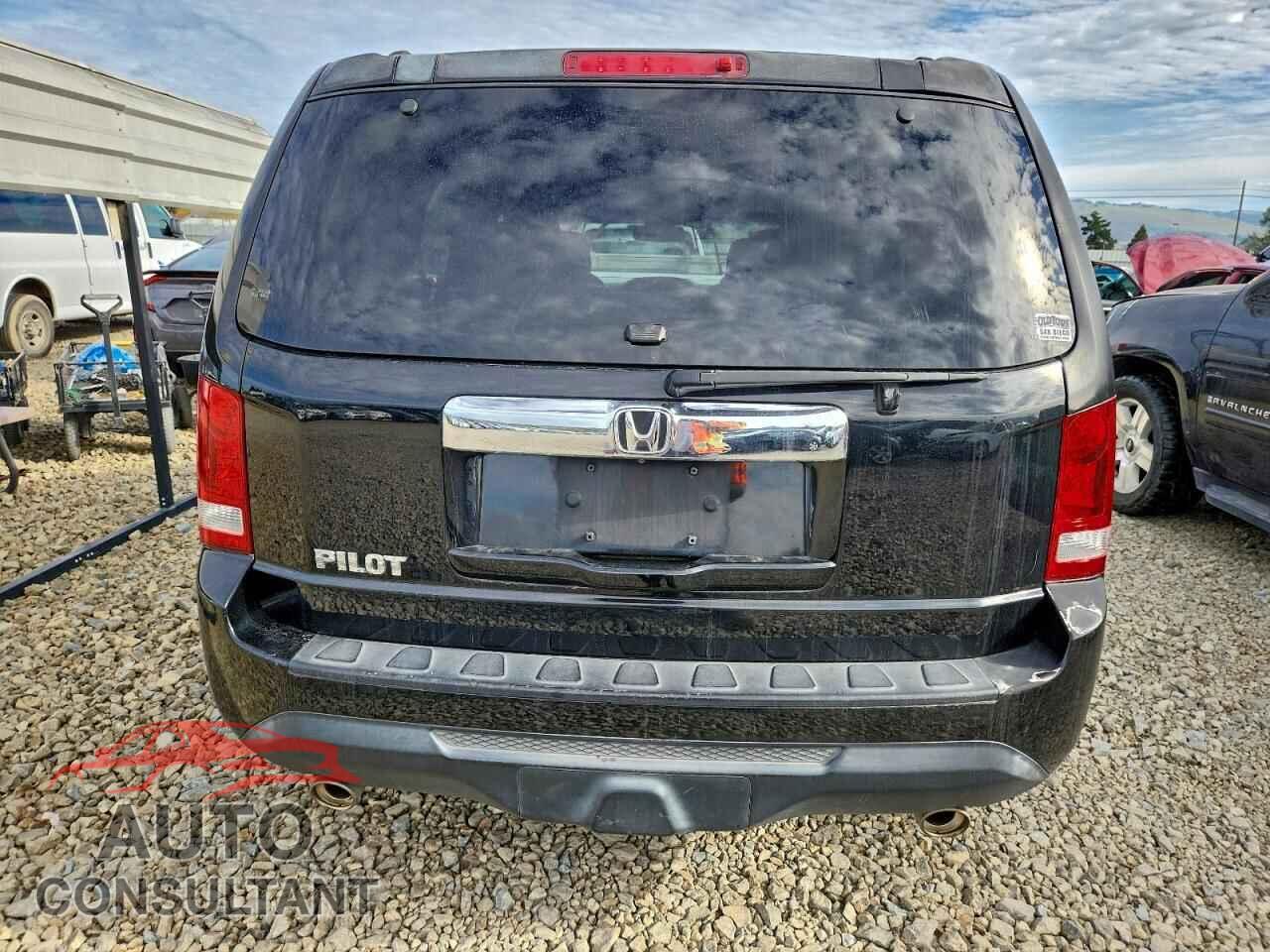 HONDA PILOT 2012 - 5FNYF3H51CB044310
