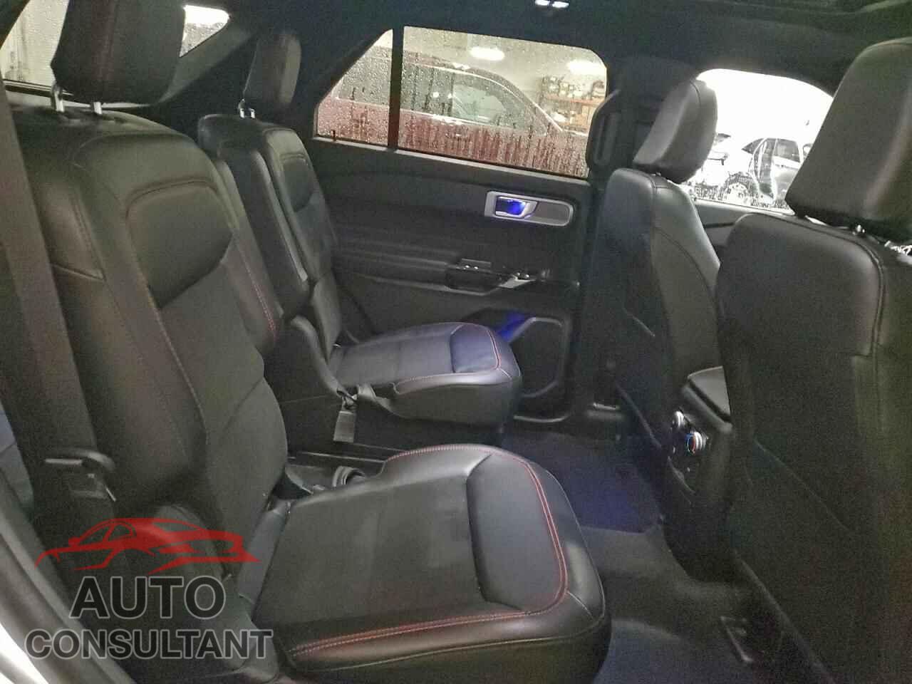 FORD EXPLORER 2023 - 1FMSK8KH1PGC40160