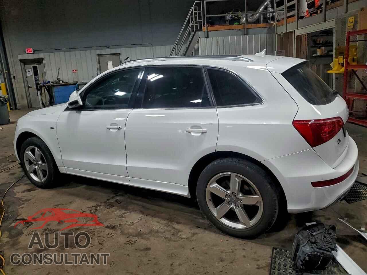 AUDI Q5 2012 - WA1DKAFP3CA021570