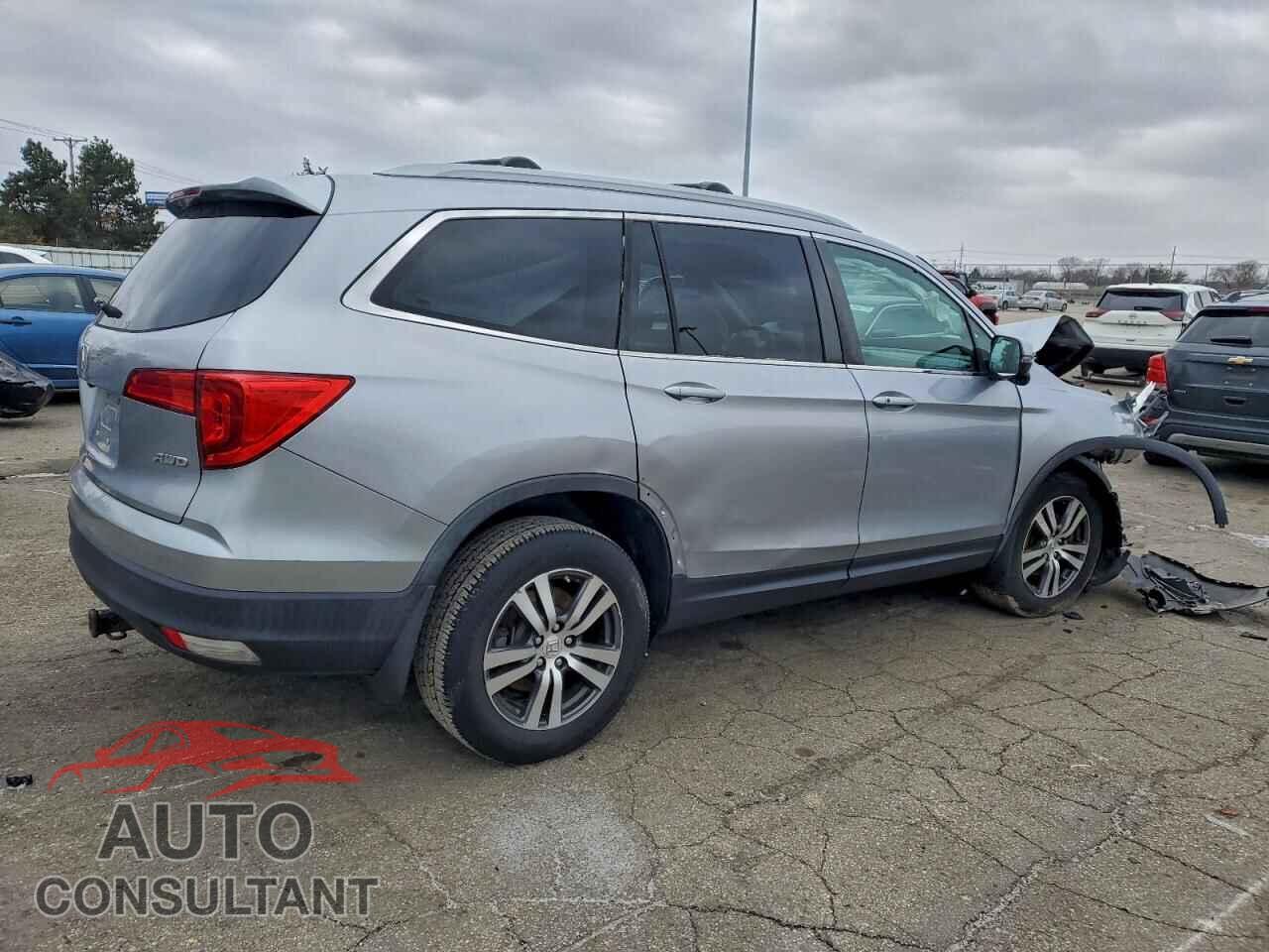 HONDA PILOT 2017 - 5FNYF6H52HB103471
