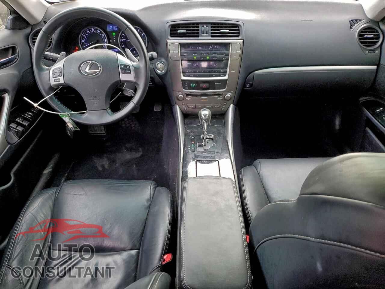 LEXUS IS 2011 - JTHBF5C22B5144767