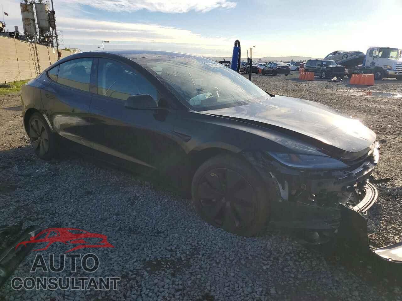 TESLA MODEL 3 2025 - 5YJ3E1EA7SF916412