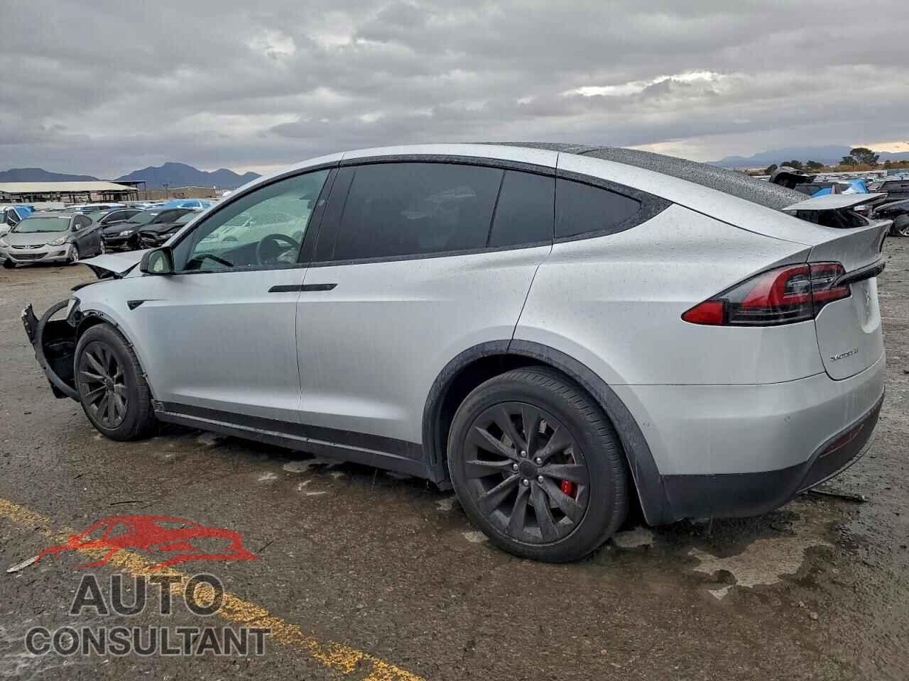 TESLA MODEL X 2018 - 5YJXCBE40JF091786