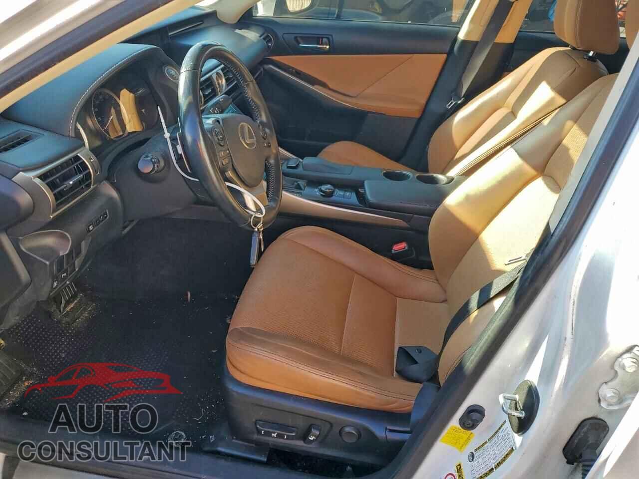 LEXUS IS 2014 - JTHBE1D2XE5000799